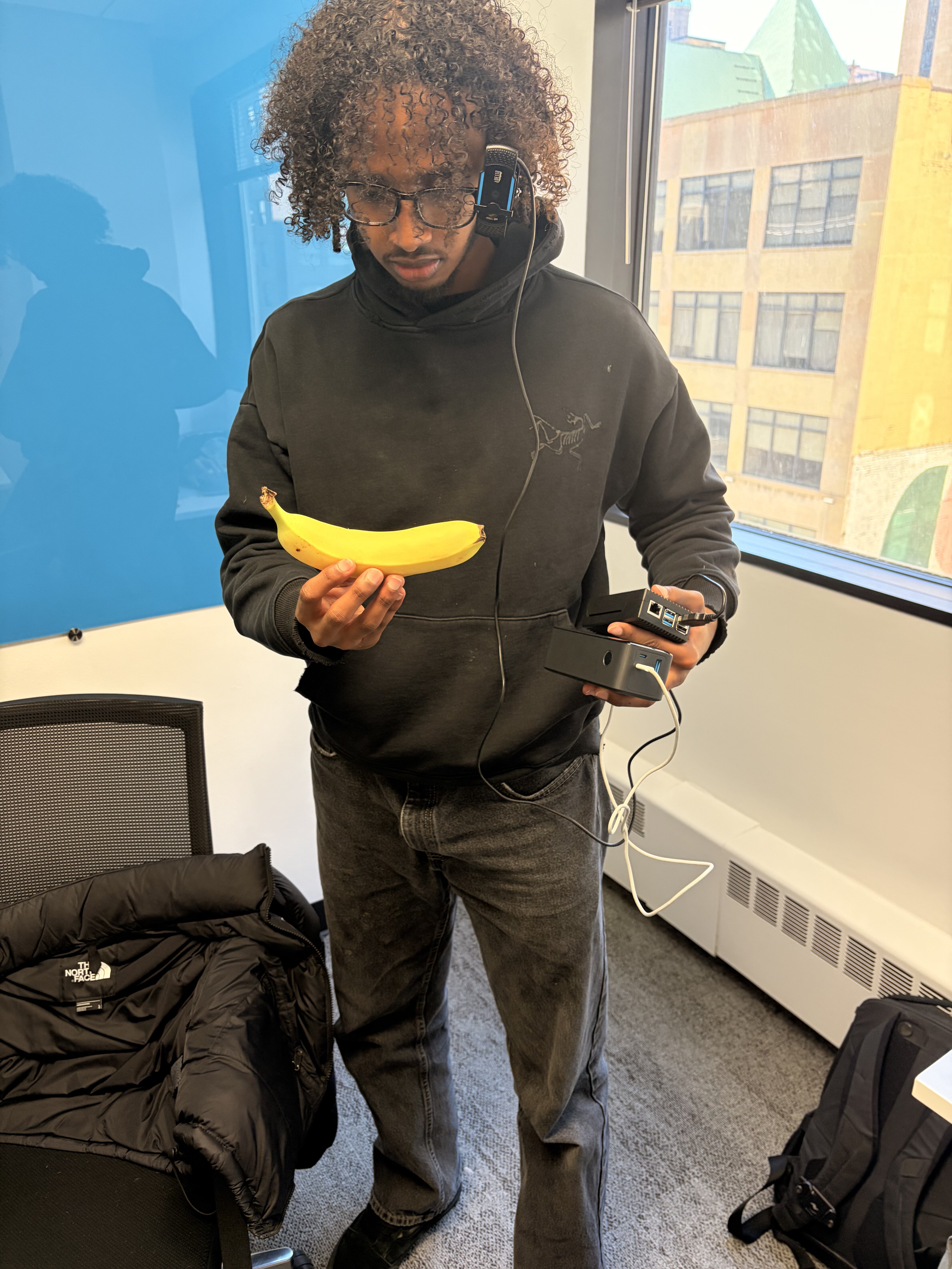 Smart glasses prototype with Raspberry Pi and webcam